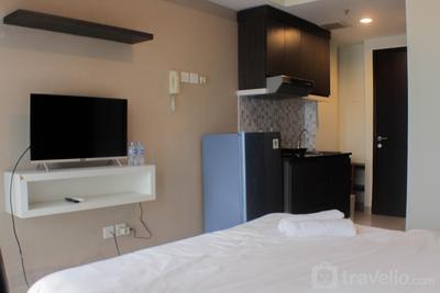 Apartemen Grand Dhika City - Minimalist and Cozy Studio at Grand Dhika City Bekasi Apartment By Travelio