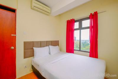 Nice and Comfy 1BR Apartment at MT Haryono Residence By Travelio