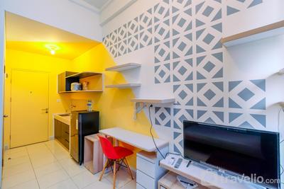 Apartemen Dave - Cozy Living and Tidy Studio at Dave Apartment By Travelio