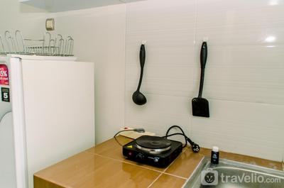 Apartemen Green Lake View - Warm and Serene Studio at Green Lake View Apartment By Travelio