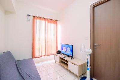 Apartemen Podomoro Golf View - Homey and Well Design 2BR Podomoro Golf View Apartment By Travelio