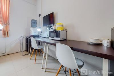 Apartemen Kubikahomy - Warm and Cozy Studio (No Kitchen) at Kubikahomy Apartment By Travelio