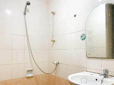 Apartemen Gajah Mada Mediterania - Unfurnished 1BR with AC at 8th Floor Gajah Mada Mediterania Apartment By Travelio