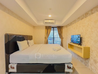 Warm Studio at De Prima Apartment By Travelio