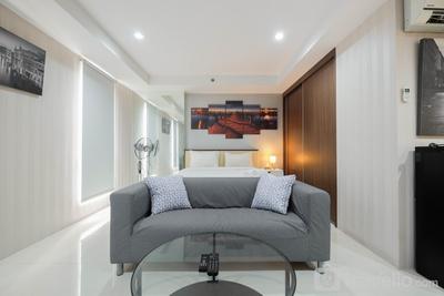 Apartemen Azalea Suites - Elegant and Comfy Studio Azalea Suites Apartment Cikarang By Travelio