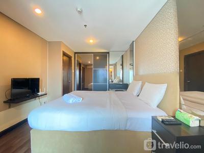 Apartemen El Royale - Deluxe and Well Appointed 2BR at El Royale Apartment By Travelio