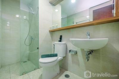 Apartemen Mustika Golf Residence - Chic and Cozy 1BR Apartment at Mustika Golf Residence By Travelio