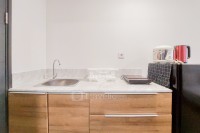 Apartemen Collins Boulevard - Modern Look Studio Room Collins Boulevard Apartment By Travelio