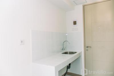 Apartemen Tokyo Riverside PIK 2 - Unfurnished Studio Room at 32nd Floor Tokyo Riverside PIK 2 Apartment By Travelio