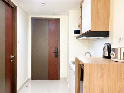 Apartemen Pollux Chadstone - Minimalist and Strategic Studio at Pollux Chadstone Apartment By Travelio