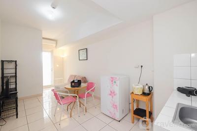 Apartemen Springlake Summarecon Bekasi - Nice and Comfort 2BR at Springlake Summarecon Bekasi Apartment By Travelio