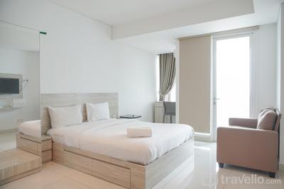 Apartemen Aspen Residence - Modern Look and Restful Studio Apartment Aspen Residence By Travelio