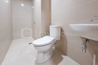 Apartemen B Residence - Restful and Well Furnished Studio Apartment B Residence By Travelio