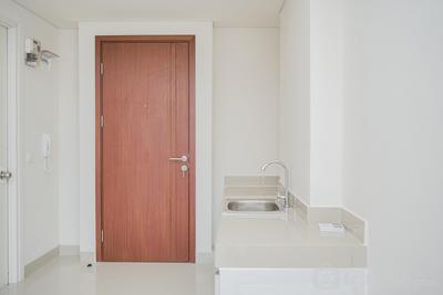 Apartemen Parkland Avenue - 2BR Unfurnished Parkland Avenue Apartment with AC and Kitchen Set By Travelio