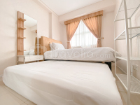 Apartemen Parahyangan Residence - Trendy Space 1BR Apartment at Parahyangan Residence By Travelio