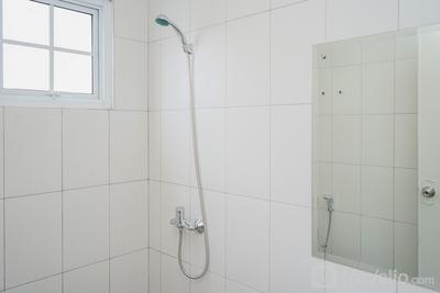 Guest House Vanya Park - Homey Studio at Alesha Vanya Park BSD Guest House (Sharing Bathroom) By Travelio