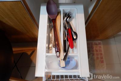 Apartemen Bassura City - Comfort 1BR Apartment with Sofa Bed Connected to Mall Bassura City By Travelio