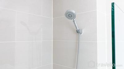 Apartemen Daan Mogot City - Elegant Studio Unfurnished at 23rd Floor Daan Mogot City Apartment By Travelio