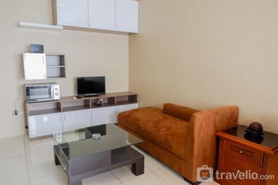 Apartemen Sudirman Park - Comfy 2BR Apartment at Sudirman Park By Travelio
