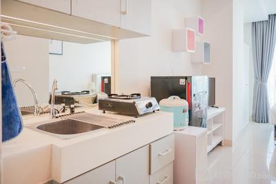 Apartemen Tree Park City BSD - Cozy and Relax Studio Room at Tree Park City BSD Apartment By Travelio