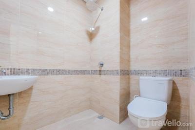 Apartemen B Residence - Good Price and Homey Studio Apartment at B Residence By Travelio