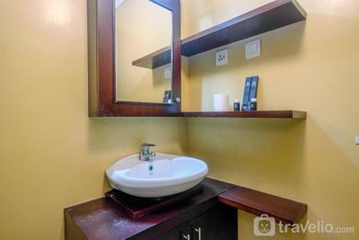 Apartemen Patria Park - Cozy Living at 2BR Patria Park Apartment By Travelio