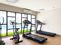 Apartemen Monroe Tower - Cozy Warm Tone Studio at Monroe Tower Apartment By Travelio