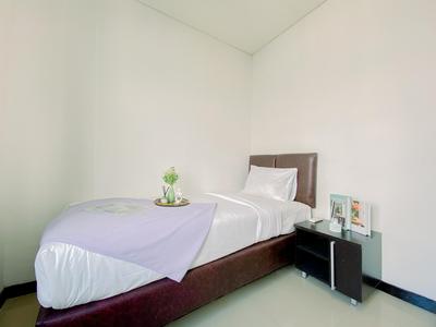 Apartemen Green Bay Condominium - Warm and Homey 2BR Apartment at Green Bay Condominium By Travelio