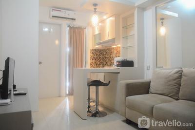 Apartemen Bassura City - Comfort Living 2BR Room at Bassura City Apartment By Travelio