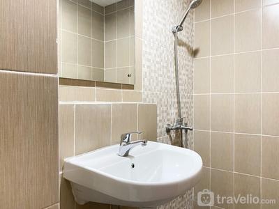 Apartemen Enviro - Unfurnished Studio with AC at 10th Floor at Enviro Apartment By Travelio