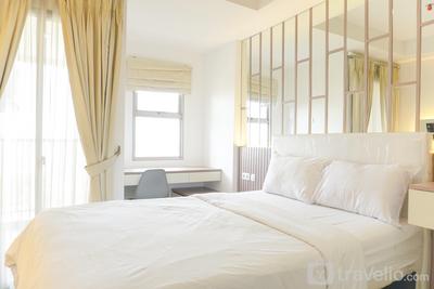 Apartemen Belmont Residence Puri - Homey and Cozy Stay Studio Belmont Residence Puri Apartement By Travelio