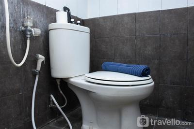 Apartemen Green Pramuka City - Comfort Living 1BR at Green Pramuka City Apartment By Travelio