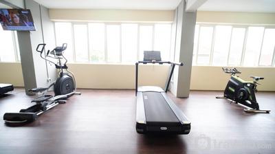 Apartemen Puncak Dharmahusada - Spacious 3BR Combined at Puncak Dharmahusada Apartment By Travelio