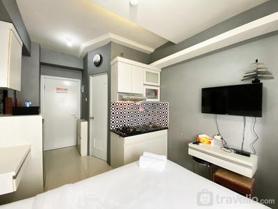 Apartemen Green Pramuka City - Furnished Studio Green Pramuka City Apartment By Travelio