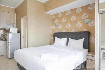 Apartemen Seasons City Latumenten - Best Price and Homey Studio Apartment Seasons City By Travelio