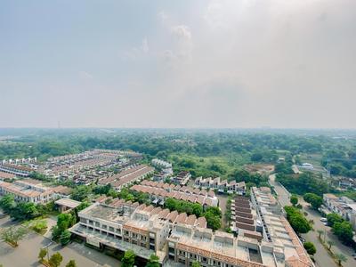 Apartemen Podomoro Golf View - Warm Studio Unfurnished with AC at Podomoro Golf View Apartment By Travelio