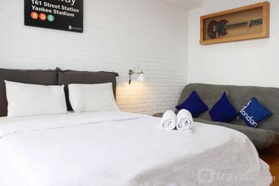 Apartemen Beverly Dago - Comfy and Artsy Studio at Beverly Dago Apartment By Travelio