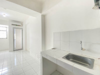 Apartemen Gunung Putri Square - Functional Compact Unfurnished Studio with AC at Gunung Putri Square Apartment By Travelio