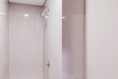 Apartemen B Residence - Homey and Restful Studio Apartment B Residence By Travelio