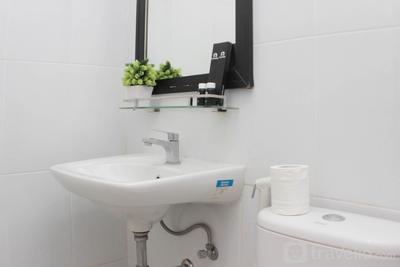 Apartemen Patraland Urbano - Cozy Stay and Tranquil Studio Patraland Urbano Apartment By Travelio