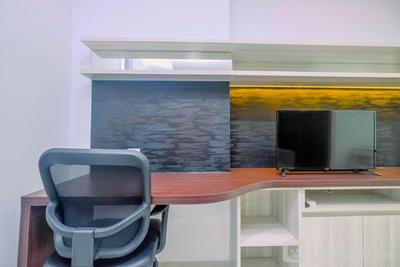 Apartemen Azalea Suites - Tranquil Studio Azalea Suites Apartment By Travelio