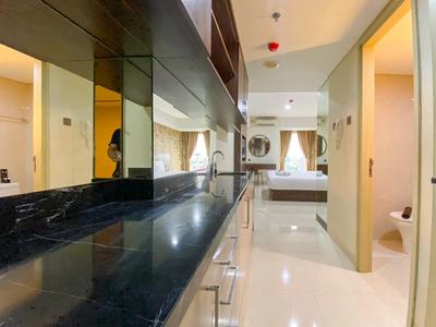 Apartemen Warhol (W/R) Residence - Homey and Comfort Living Studio Apartment Warhol (W/R) Residences By Travelio