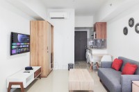Minimalist Studio at Tamansari Bintaro Mansion Apartment By Travelio