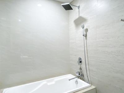 Apartemen Grande Valore Condominium - Modern Look Studio at Grande Valore Condominium Apartment By Travelio