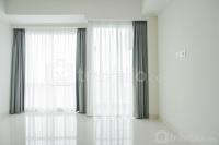 Unfurnished Studio with AC at 27th Floor Green Sedayu Apartment By Travelio