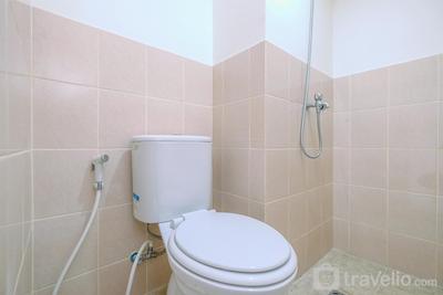 Apartemen Podomoro Golf View - Unfurnished 2BR with AC at 23rd Floor Podomoro Golf View Apartment By Travelio