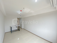 Apartemen Meikarta - Cozy Unfurnished Studio with AC at Meikarta Apartment By Travelio