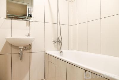 Apartemen Grand Kamala Lagoon - Modern 2BR Grand Kamala Lagoon Apartment By Travelio