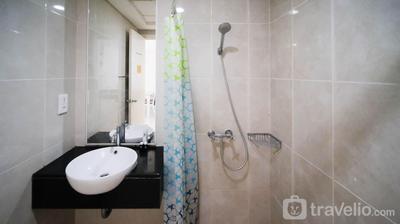 Apartemen Trillium Residence - Strategic and Spacious 2BR Apartment at Trillium Residence By Travelio