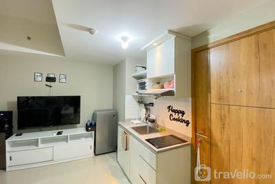 Apartemen LRT City Jatibening - Homey and Nice 1BR at Gateway Park LRT City Bekasi Apartment By Travelio